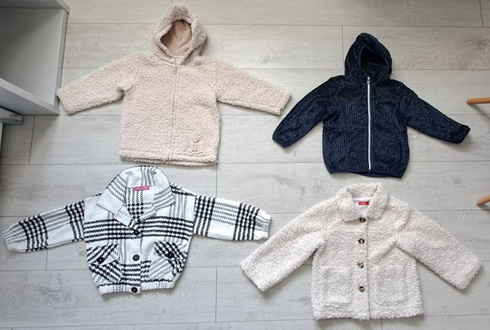 Vestes ou blousons filles taille 4ans Tissaia