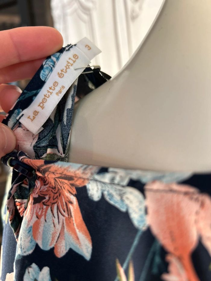 Combinaison à fleurs La petite Étoile T3 / L neuve - photo numéro 8
