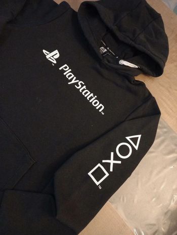 Pull capuche hiver chaud PlayStation 🤍