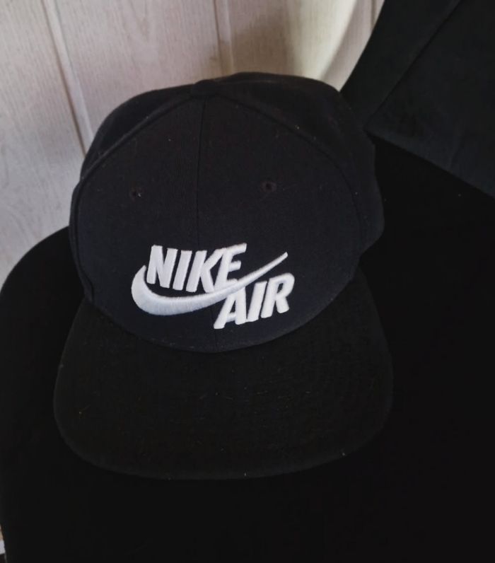 Casquette noir True EOS Nike Air