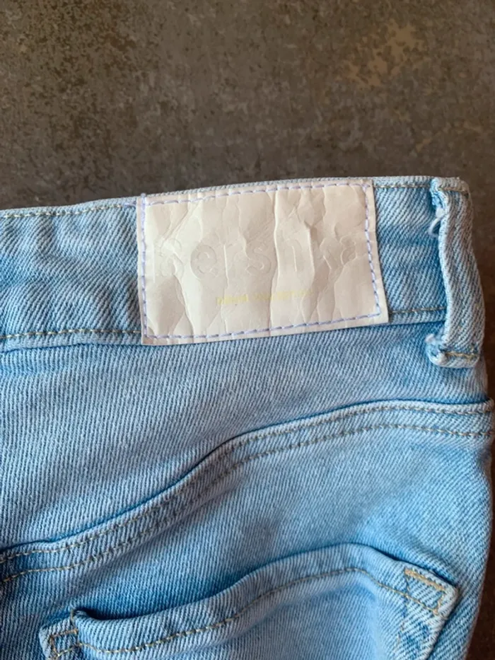 Jean femme Bershka - photo numéro 4