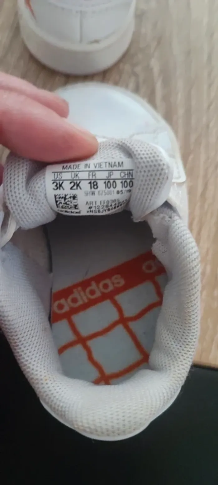 Chaussure adidas - photo numéro 5