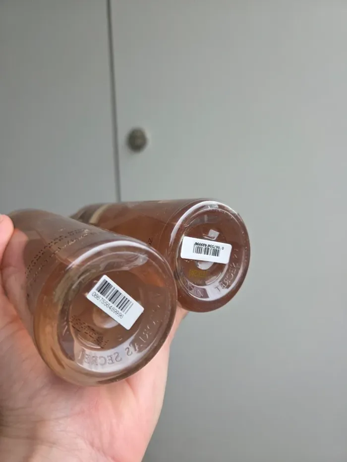 Victoria's Secret lot de 2 brumes Bare Vanilla - photo numéro 3