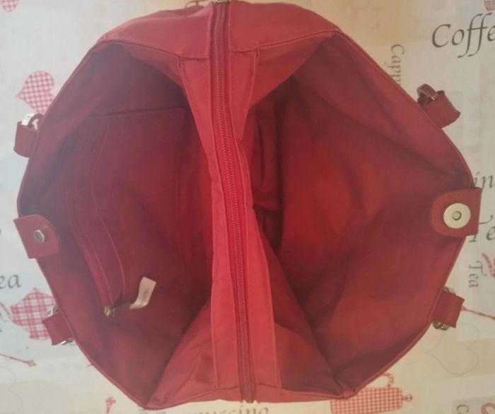 Sac rouge - photo numéro 4