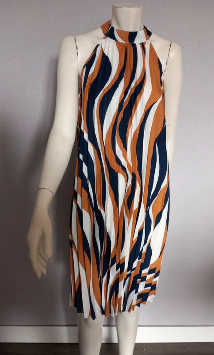 Robe chic neuve évasée XL.