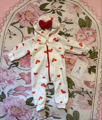 Combinaison LOVE 3/6 mois – chaude & toute douce
