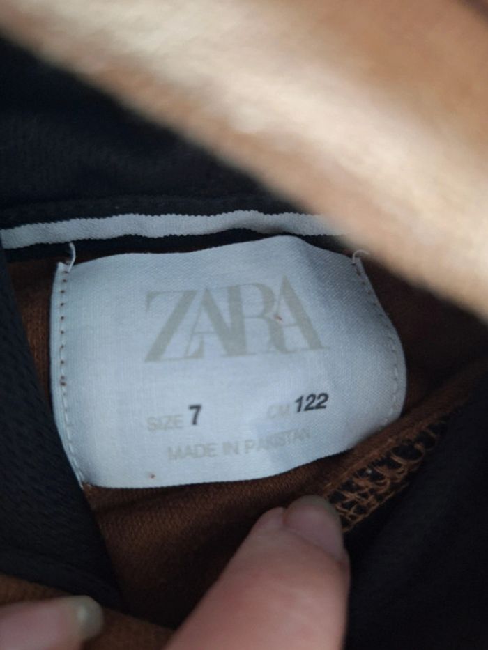Sweat à capuche pour garçon taille 7ans marque Zara bon état - photo numéro 8