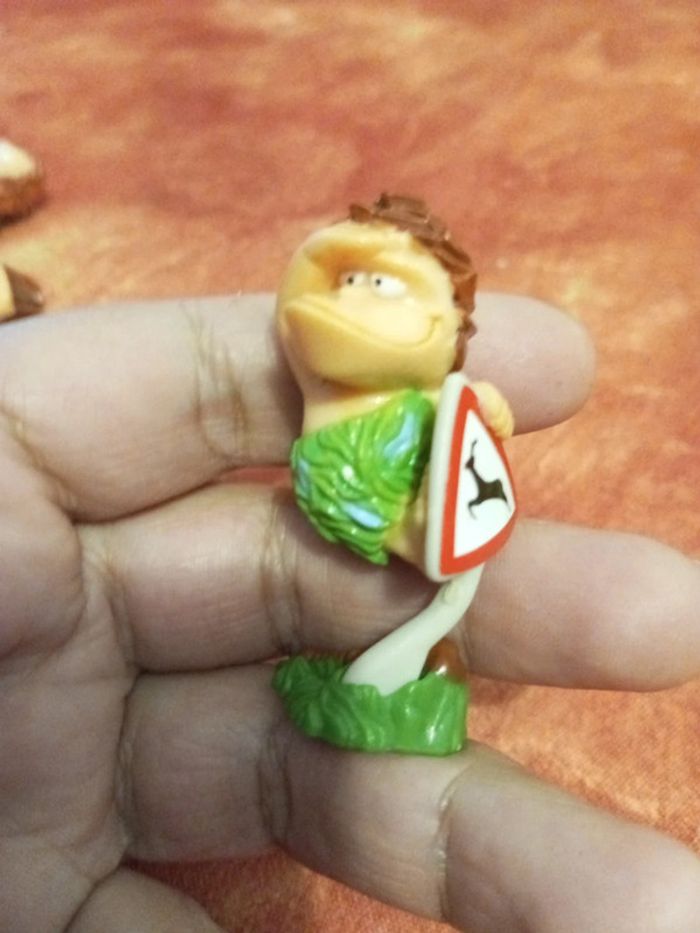 Lot de 9 figurines Cromignons, Kinder surprise - photo numéro 4