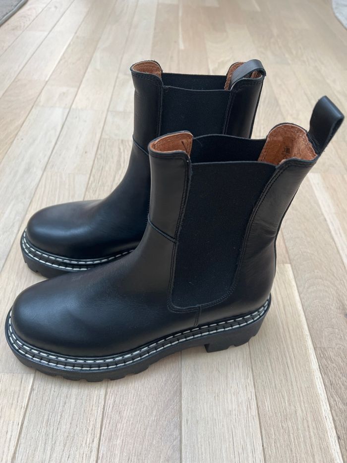 Boots en cuir Galeries Lafayette - photo numéro 3