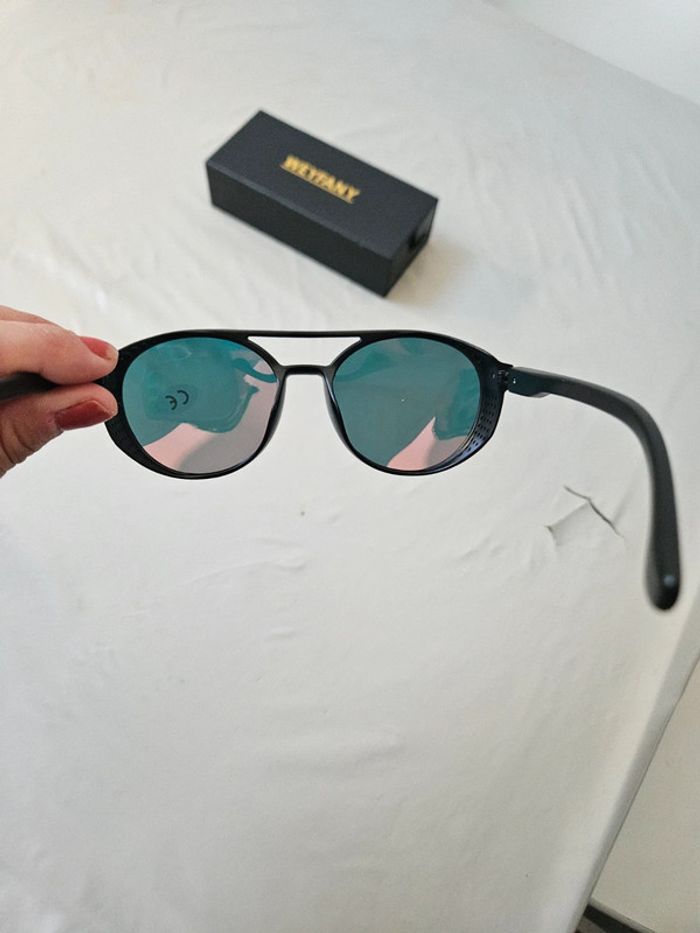 Lunettes de soleil - photo numéro 5