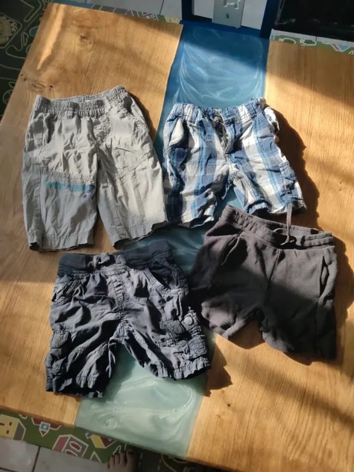 Lot short 4 ans garçon