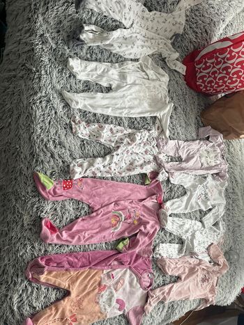 9 Pyjamas.