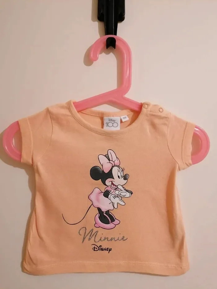 Lot tee-shirt fille disney baby 6 mois - photo numéro 2