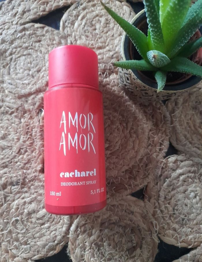 Deodorant amor amor cacharel