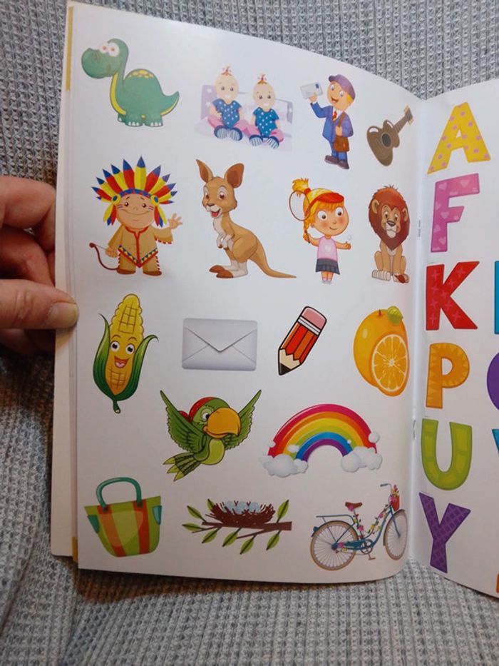 L'alphabet - livre d'activités avec autocollants - photo numéro 10