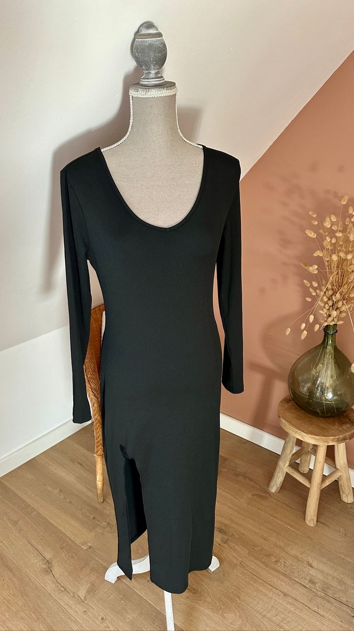 💜 Robe longue noir fendu Shein taille M 💜 - photo numéro 2