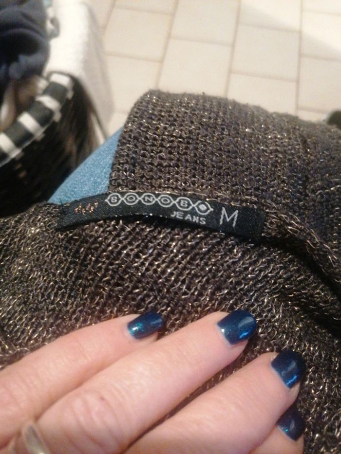 Pull taille m - photo numéro 3