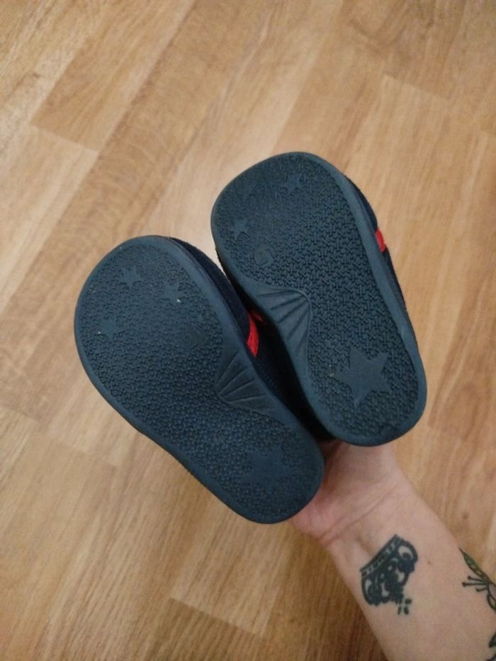 Chausson a scratch taille 21 - photo numéro 3