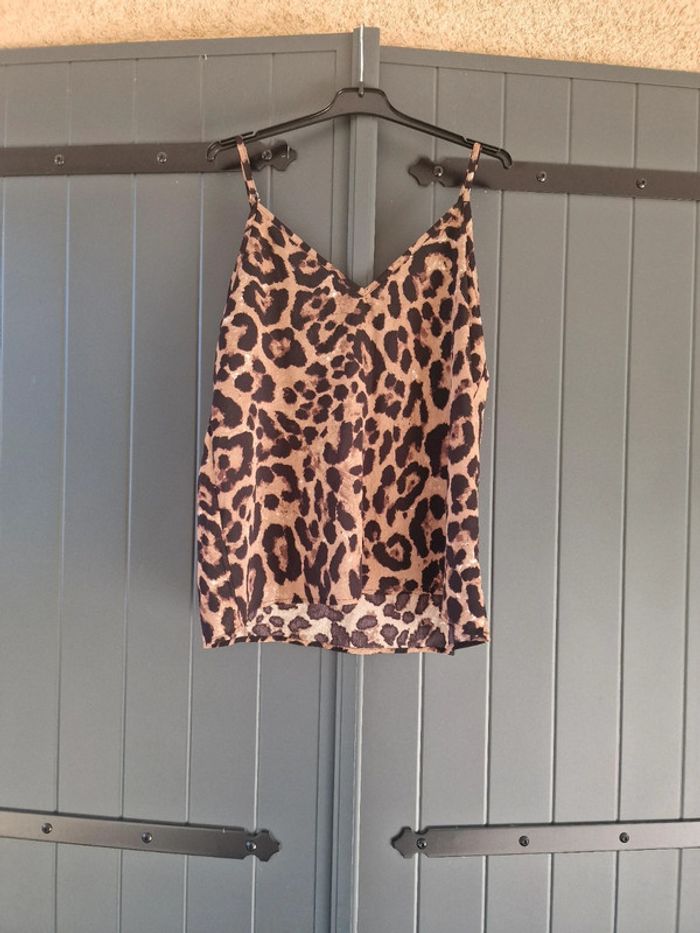 Top bretelles fines motif leopard - photo numéro 4