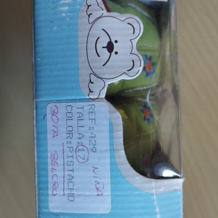 Chaussons charentaise Neuf pour bébé - photo numéro 9