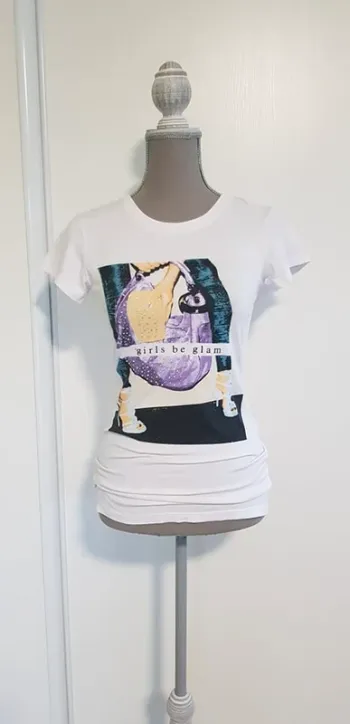 T-shirt avec strass