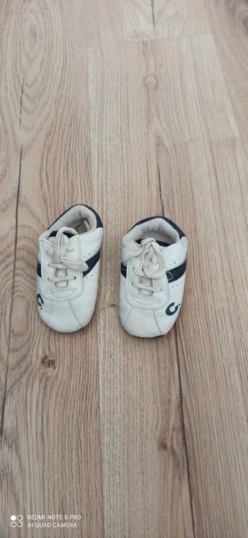 Chaussures creeks  6 mois