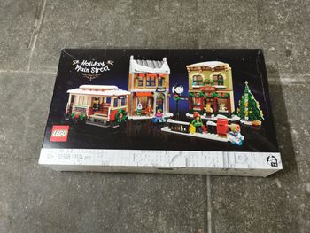Lego Icons Winter Village 10308 La Grande Récré rue décorée pour les fêtes (Holiday Main Street)

[NEUF]