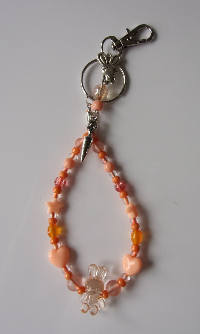 Porte clé ou Déco de sac à main lapin orange pêche