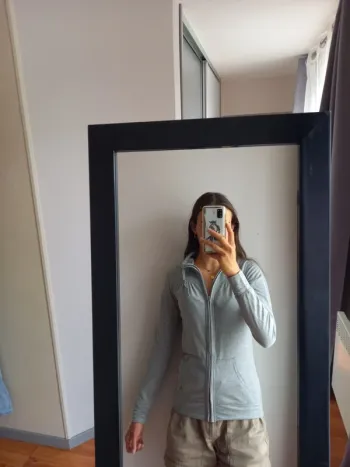 Veste zippée grise