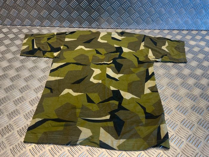 T-shirt mil-tec camo neuf taille s - photo numéro 3