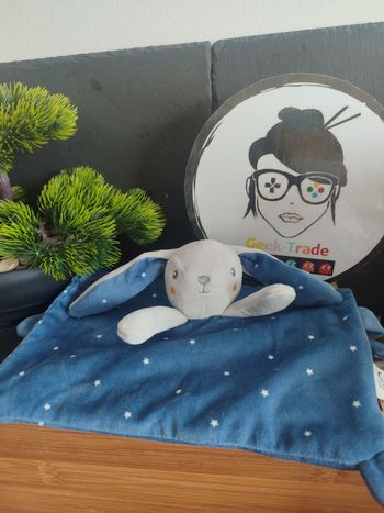 Doudou Lapin Plat Bleu Gris Etoile Blanc simba toys jaune marine DD003636