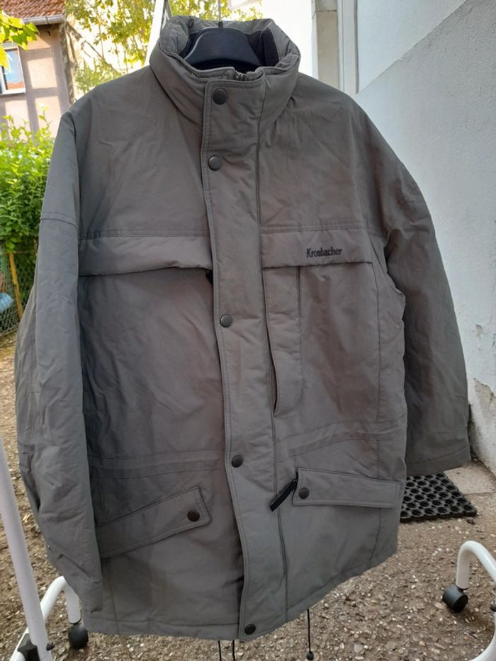 Veste Krombacher