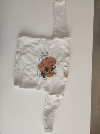 Pull Disney taille 24 mois