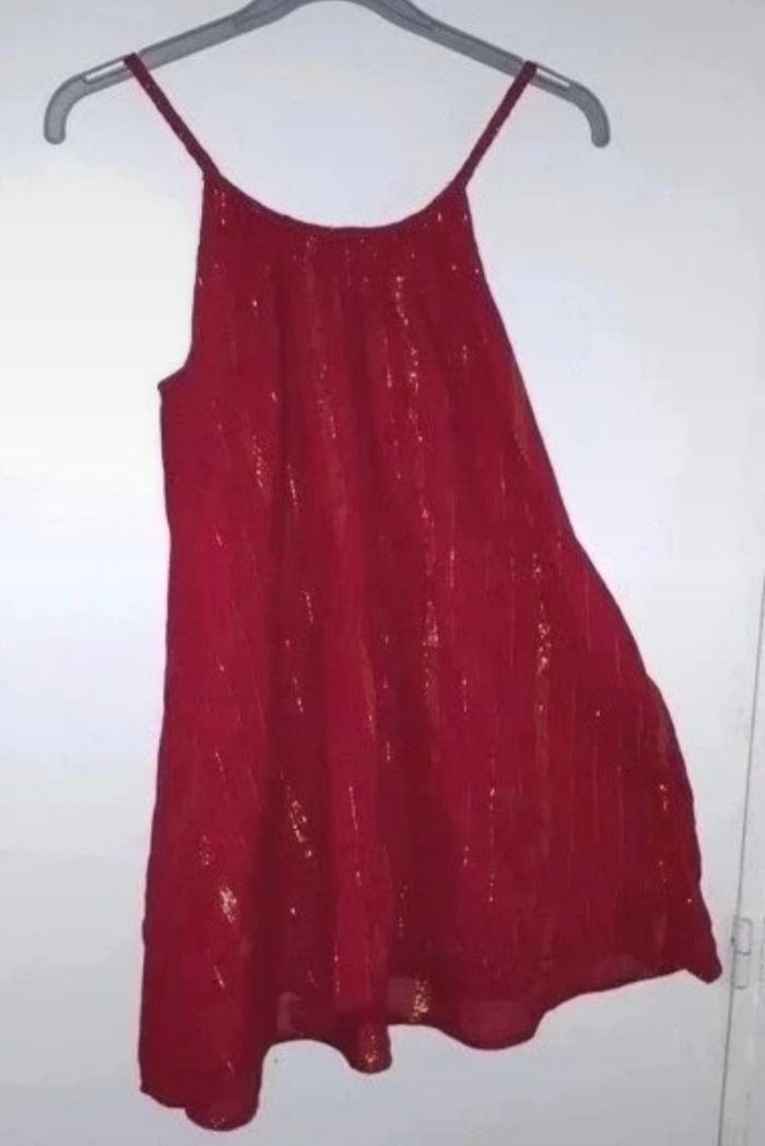Robe rouge fil doré - photo numéro 3
