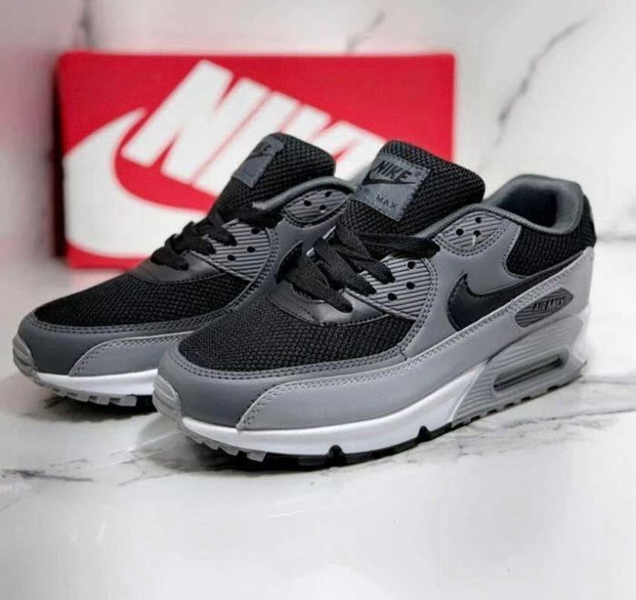 Air max - photo numéro 3