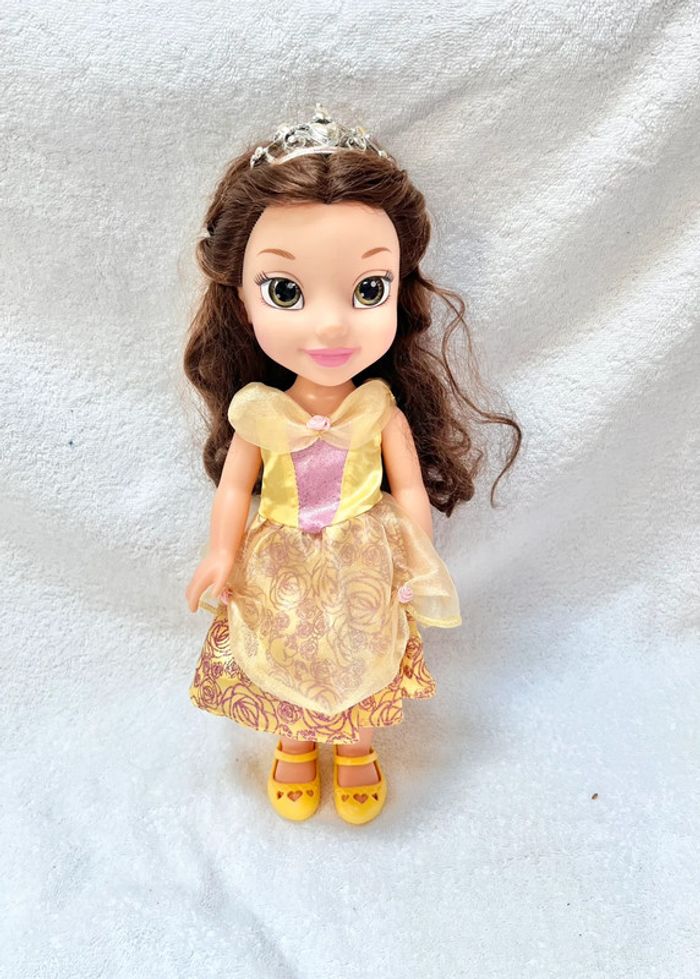 Poupée Disney belle