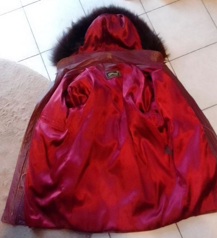 Manteau long en cuir - photo numéro 6