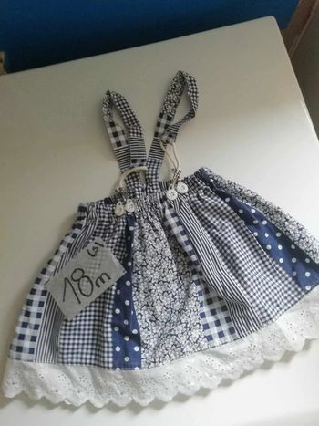 Réduction 50% si lot Jolie robe salopette 18 mois