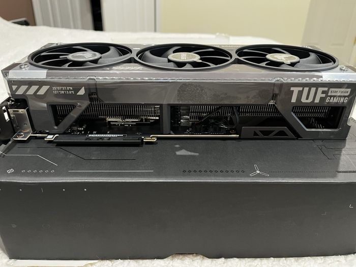 Carte graphique gaming ASUS TUF Gaming GeForce RTX ™ 5080 16 Go GDDR7 OC Edition - photo numéro 5