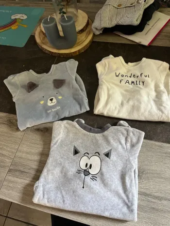 Lot 3 pyjamas 3 mois