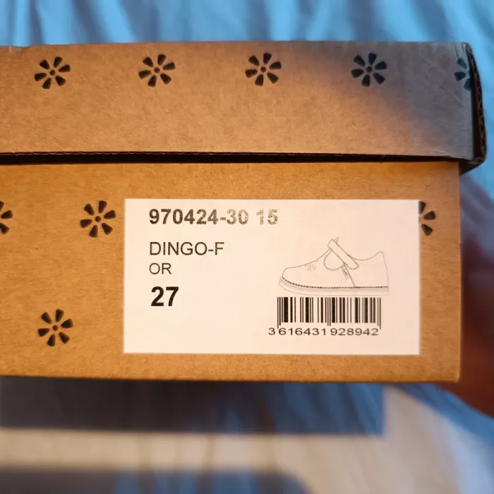 Chaussures dorées 27 - photo numéro 15