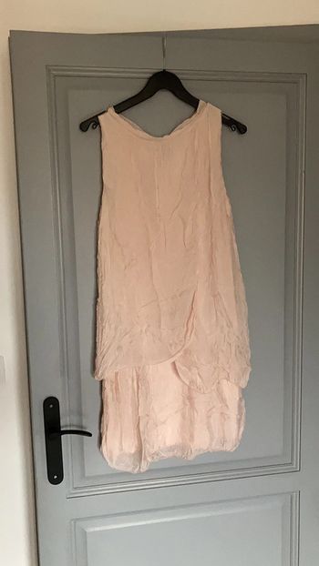 Robe rose poudrée