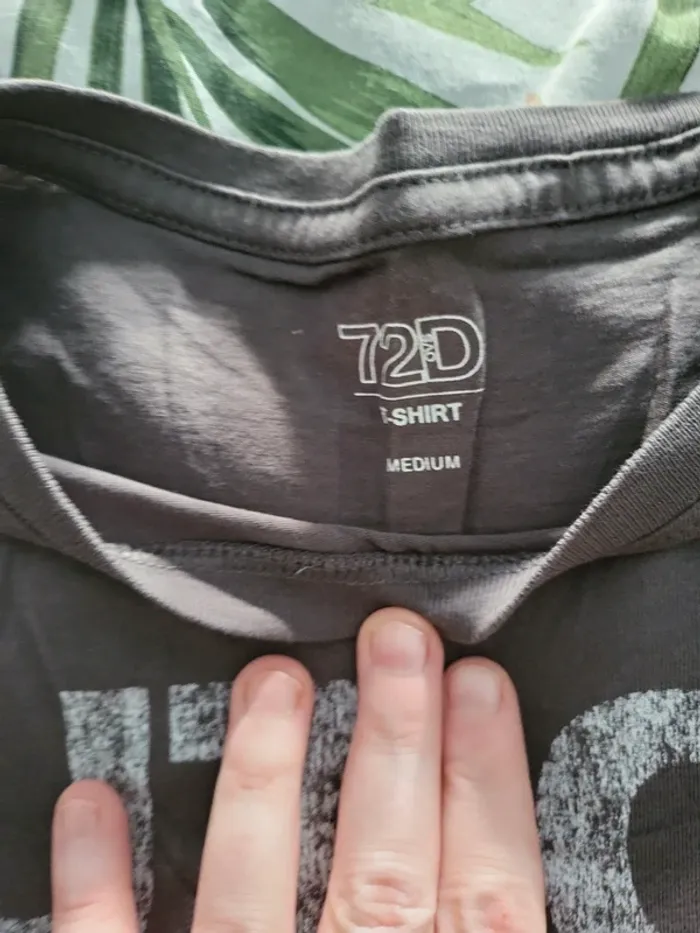 T shirt ovs taille M - photo numéro 2