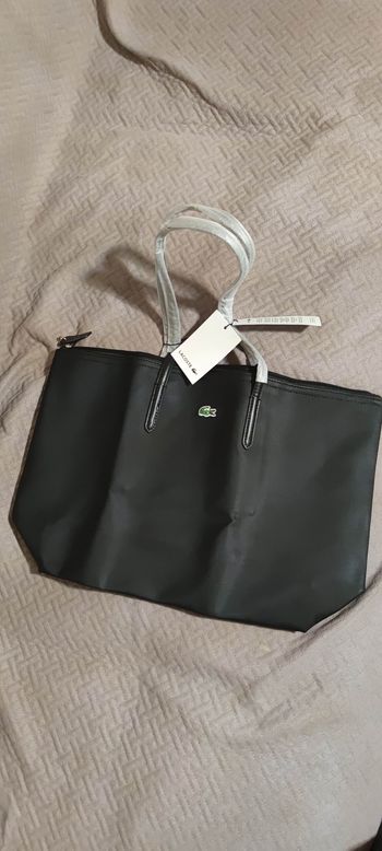 Sac a bandoulière Lacoste taille L noir