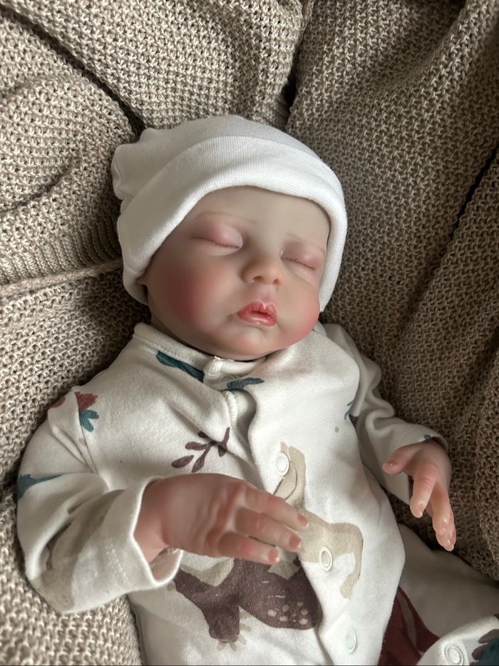 Bébé reborn - photo numéro 2