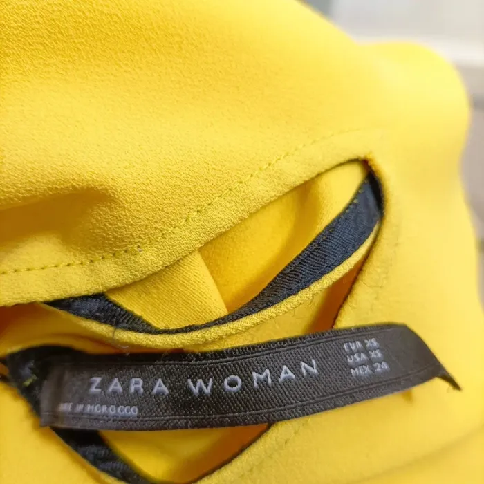 Top jaune Zara Woman à manches à volants style pop chic taille XS A619 - photo numéro 8