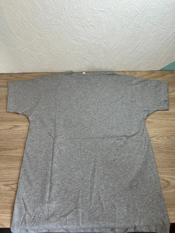 Ralph Lauren – T-shirt gris– Taille M – Neuf - photo numéro 4