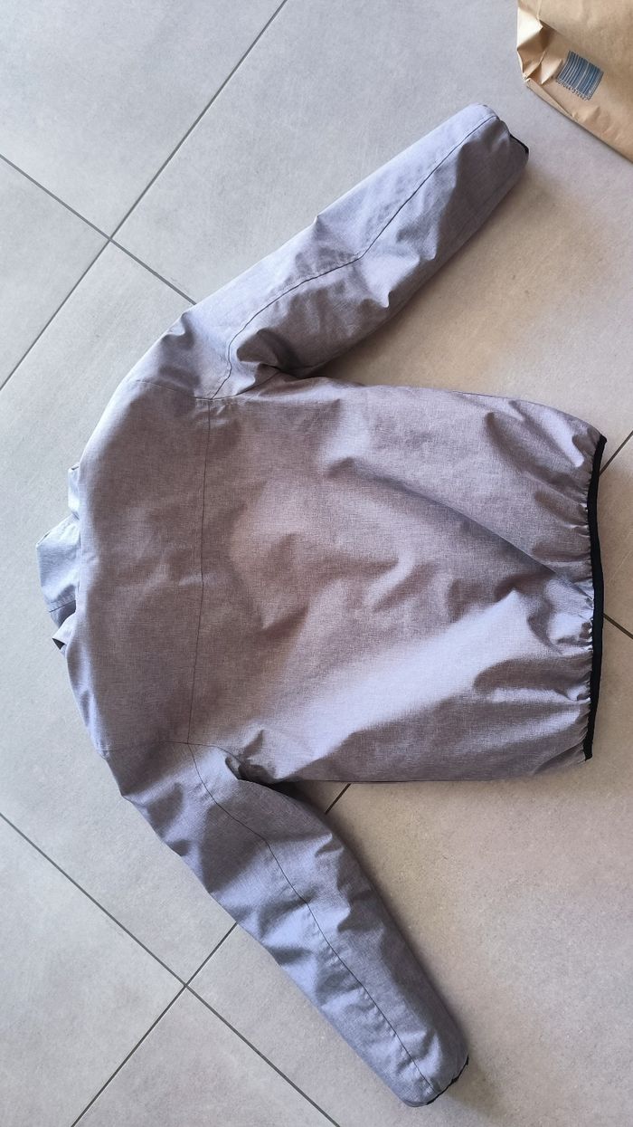 Veste garçon 10 ans neuve - photo numéro 3