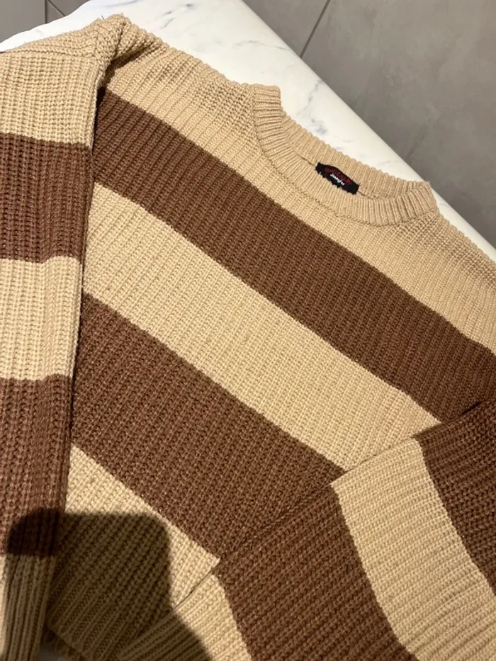 Pull marron et beige - photo numéro 2