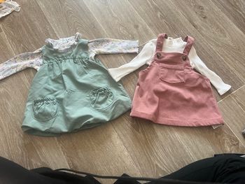 Lot 2 robe petite fille avec pull 